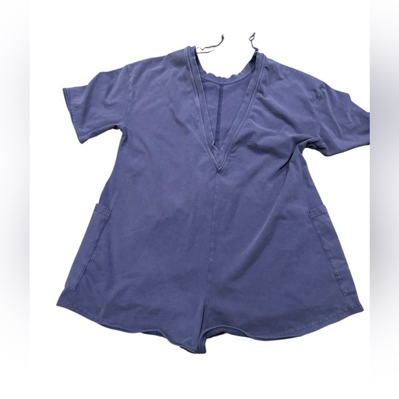 FP Movement Free People Tee Tshirt Hotshot Romper Blue with flaw NWOT XS - Picture 7 of 9
